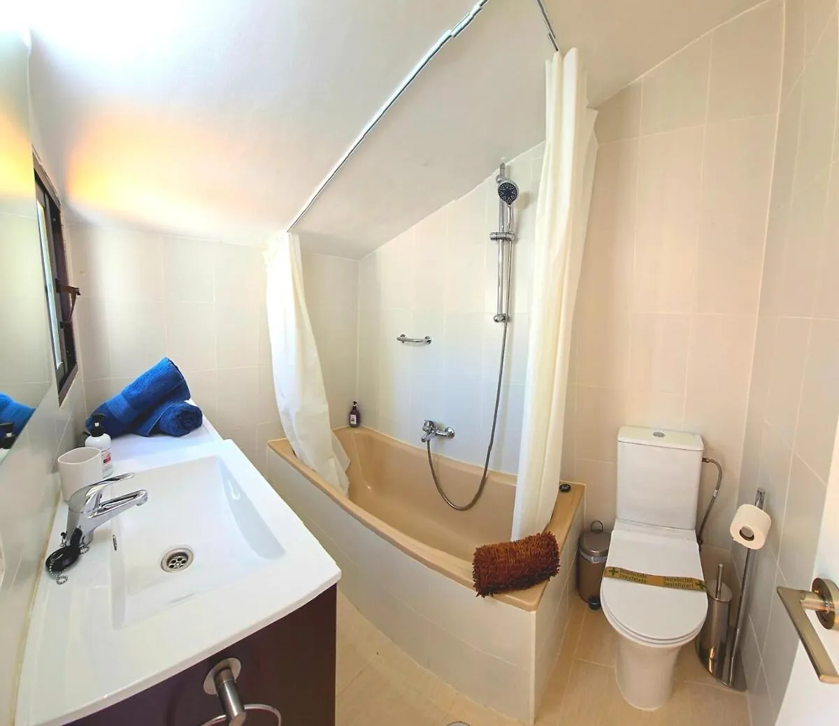 Apartment Lidia 2 Front Line Beach, One Bed Torremolinos