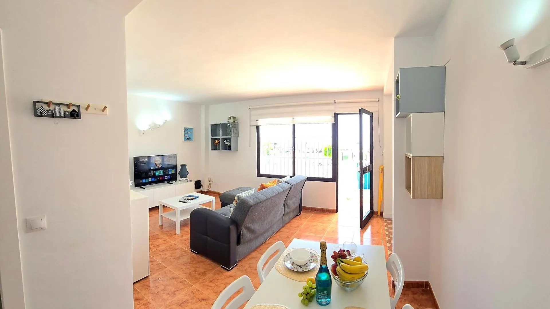 Apartment Lidia 2 Front Line Beach, One Bed Torremolinos